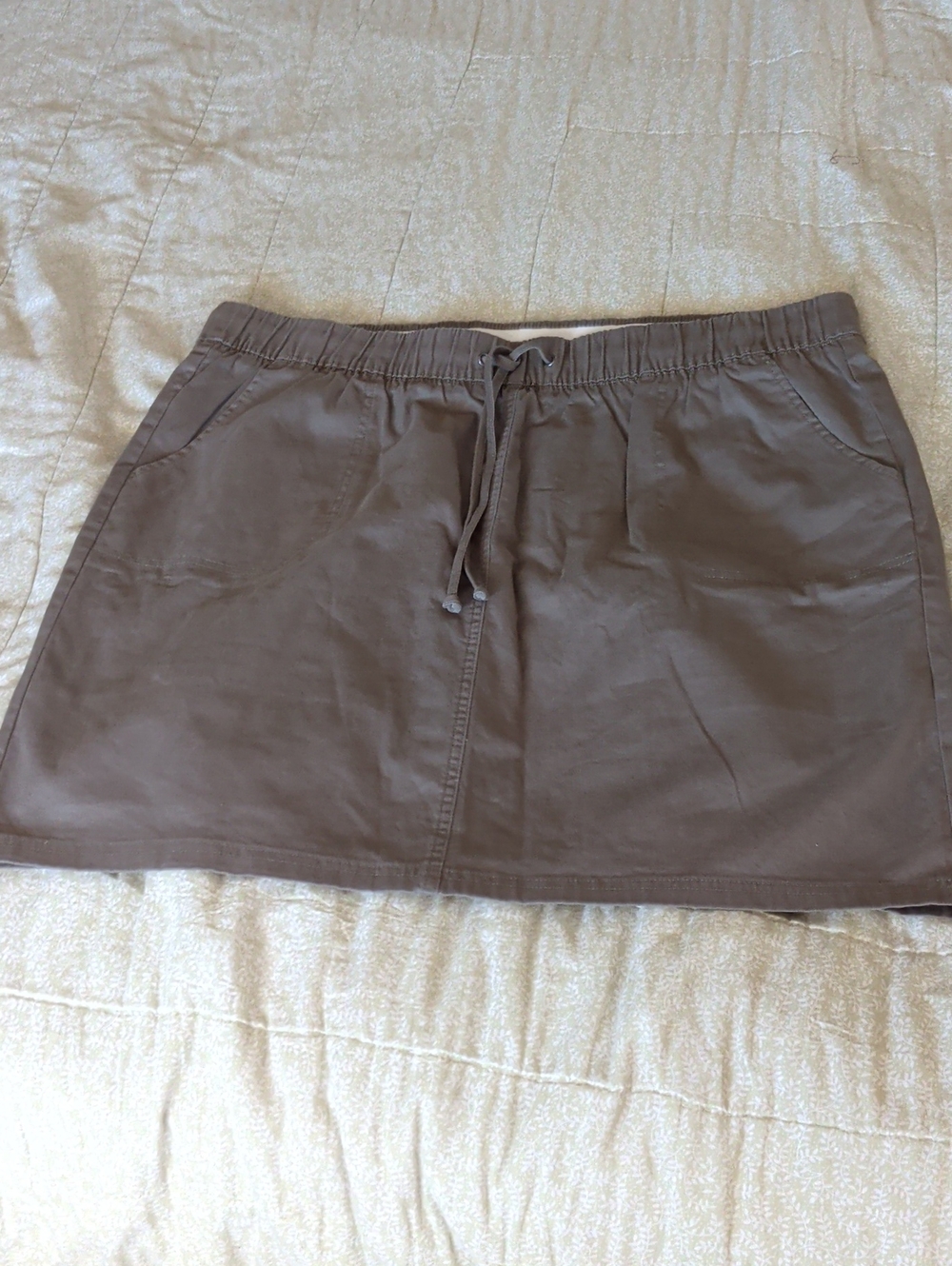 Everyday Drawstring Mini Skirt in Brown